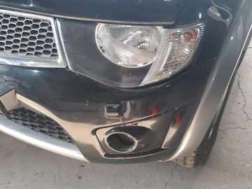Авто Mitsubishi L 200 2011 № 7969725