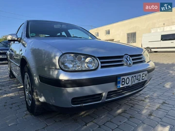 Авто Volkswagen Golf 2001 № 7970031