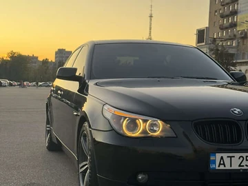 Авто BMW 5 Series 2004 № 7970321