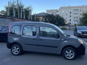 Авто Renault Kangoo 2012 № 7970326