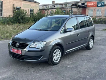Авто Volkswagen Touran 2007 № 7970333