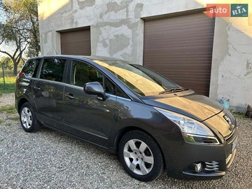 Авто Peugeot 5008 2013 № 7970350