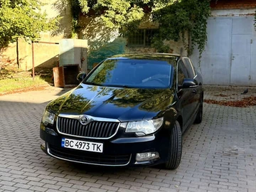 Авто Skoda Superb 2012 № 7970380