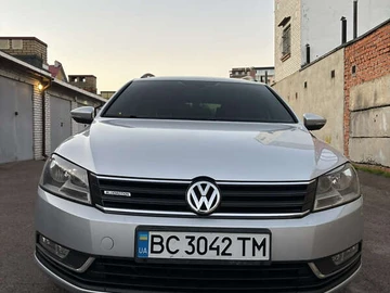 Авто Volkswagen Passat 2012 № 7970382