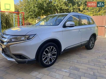 Авто Mitsubishi Outlander 2016 № 7970567