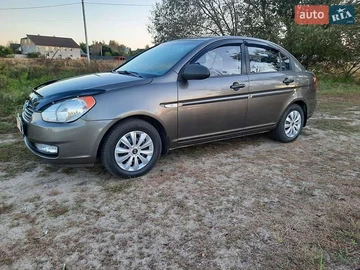Авто Hyundai Accent 2010 № 7971010