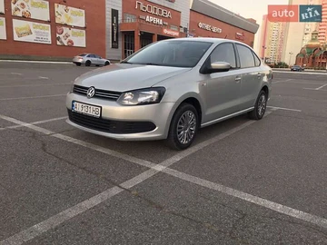Авто Volkswagen Polo 2014 № 7971067
