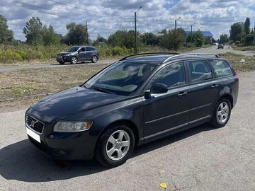 Авто Volvo V50 2010 № 7971069