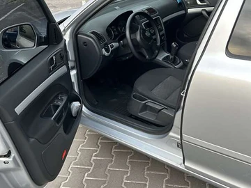 Авто Skoda Octavia 2010 № 7971083