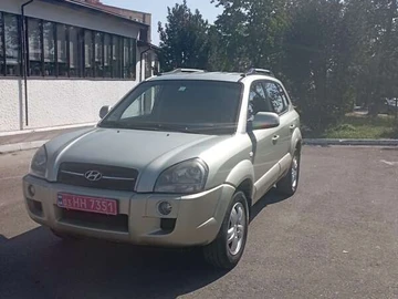 Авто Hyundai Tucson 2007 № 7971095