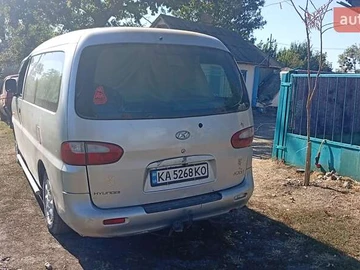 Авто Hyundai H 200 2000 № 7973817