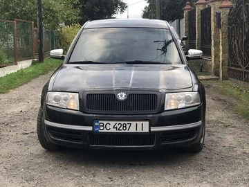 Авто Skoda Superb 2005 № 7974015