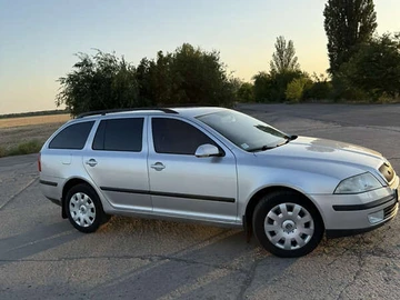 Авто Skoda Octavia 2005 № 7974042