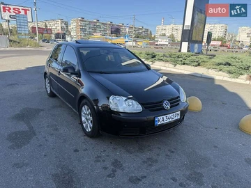 Авто Volkswagen Golf 2004 № 7974088