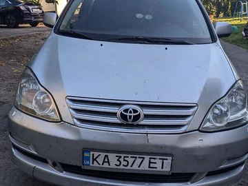 Авто Toyota Avensis Verso 2004 № 7974095