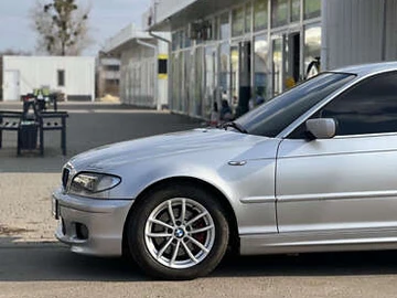 Авто BMW 3 Series 2004 № 7974269