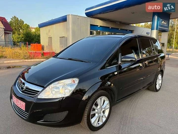 Авто Opel Zafira 2010 № 7974628