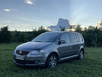 Авто Volkswagen Touran 2008 № 7974632