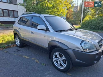 Авто Hyundai Tucson 2005 № 7974655