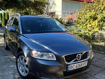Авто Volvo V50 2011 № 7974859