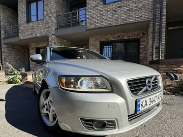 Авто Volvo V50 2011 № 7974990