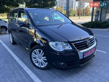 Авто Volkswagen Touran 2008 № 7974991