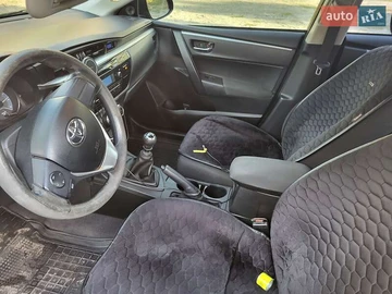 Авто Toyota Corolla 2013 № 7975002