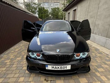 Авто BMW 5 Series 2001 № 7975083