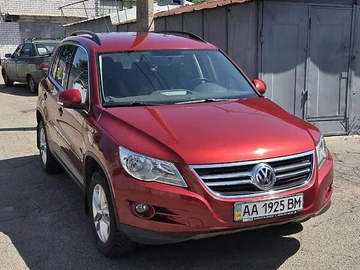 Авто Volkswagen Tiguan 2010 № 7975224