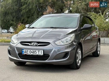 Авто Hyundai Accent 2013 № 7975246