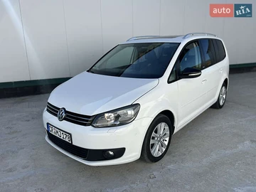 Авто Volkswagen Touran 2012 № 7975383