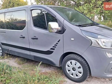 Авто Renault Trafic 2015 № 7975472