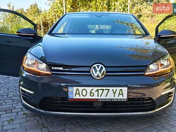Авто Volkswagen E-Golf 2019 № 7975714