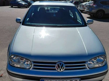 Авто Volkswagen Golf 2000 № 7978965