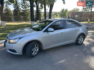 Авто Chevrolet Cruze 2011 № 7979406