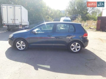 Авто Volkswagen Golf 2010 № 7979947