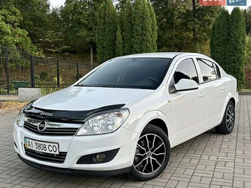 Авто Opel Astra 2012 № 7980049