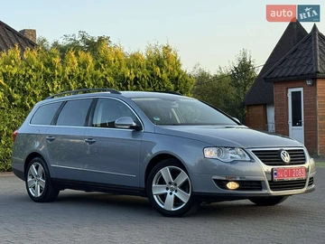 Авто Volkswagen Passat 2010 № 7980131