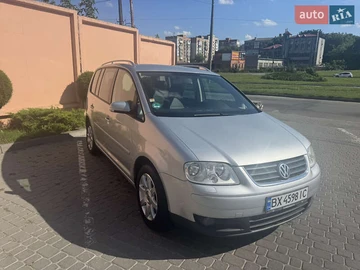 Авто Volkswagen Touran 2004 № 7980182