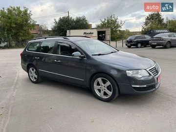 Авто Volkswagen Passat 2010 № 7980251