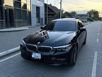 Авто BMW 5 Series 2018 № 7980437