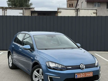 Авто Volkswagen E-Golf 2016 № 7980494