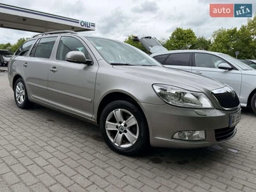 Авто Skoda Octavia 2010 № 7980587