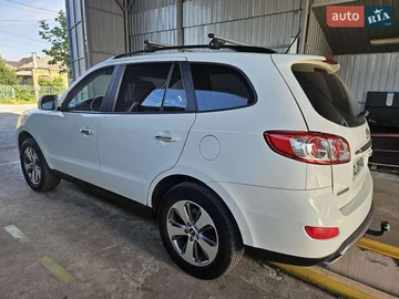 Авто Hyundai Santa Fe 2012 № 7980629
