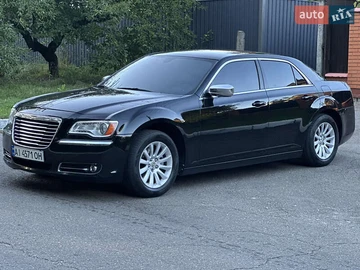 Авто Chrysler 300 2012 № 7980744