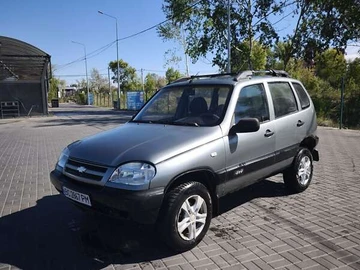 Авто Chevrolet Niva 2006 № 7981262
