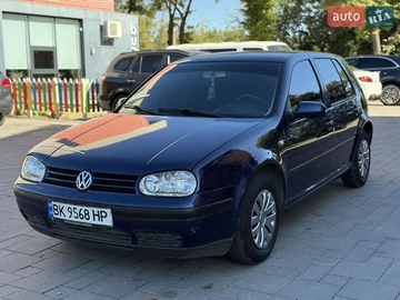 Авто Volkswagen Golf 2000 № 7981263