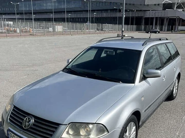 Авто Volkswagen Passat 2002 № 7981395