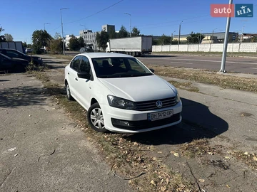 Авто Volkswagen Polo 2016 № 7982028