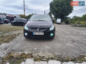 Авто Mitsubishi Grandis 2007 № 7982040